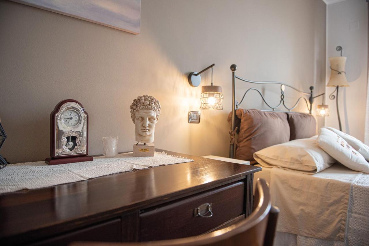 Torrevarata - Guest Rooms Santa Teresa Di Riva Εξωτερικό φωτογραφία